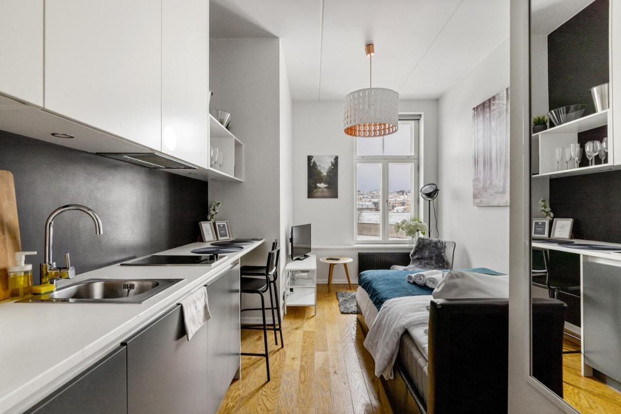Estonishing Stay Mere Residence Tallinn Buitenkant foto